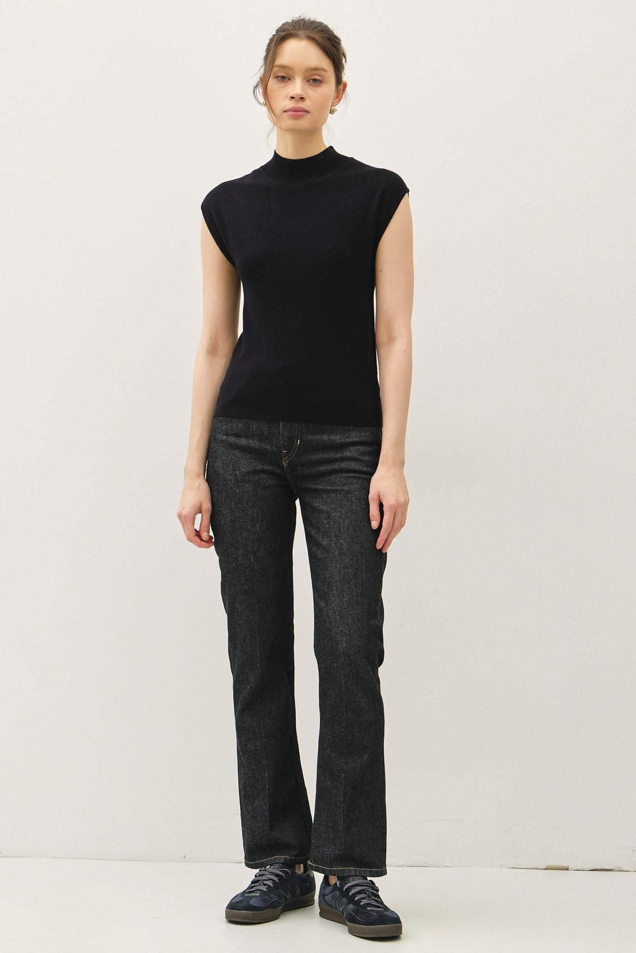 Mason Mock Neck Top- Black