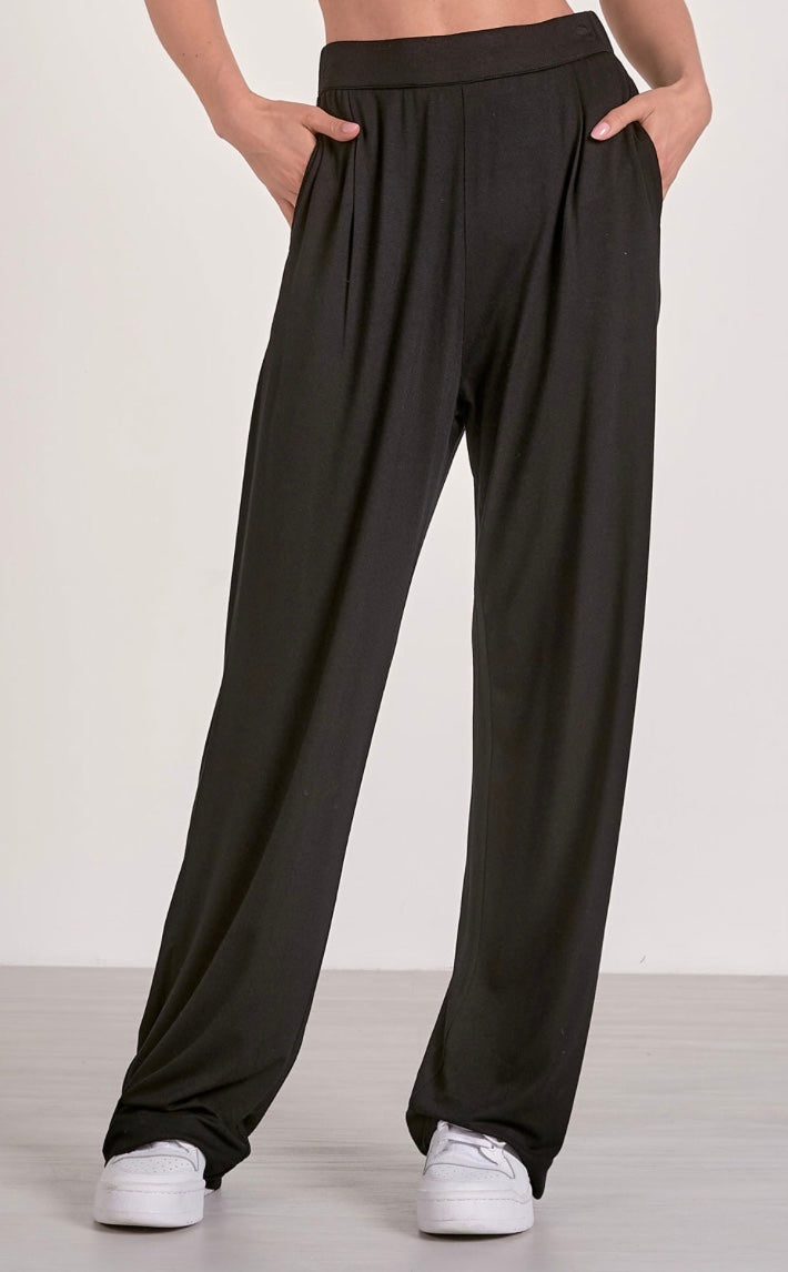 Mira Pant