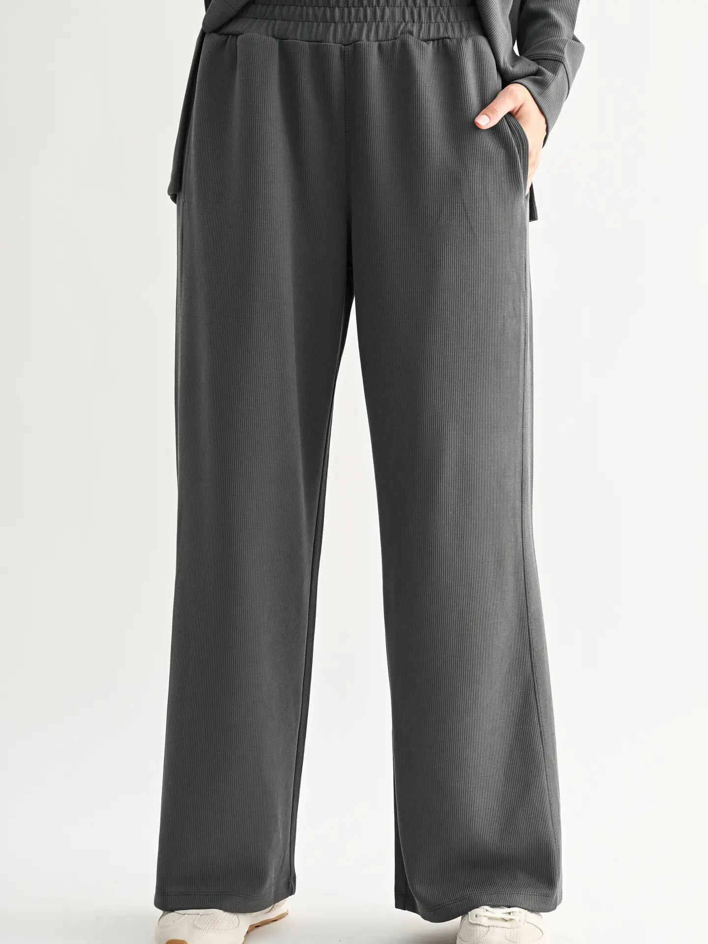 Luxe Sand Wash Rib Wide Leg Pant- Grey