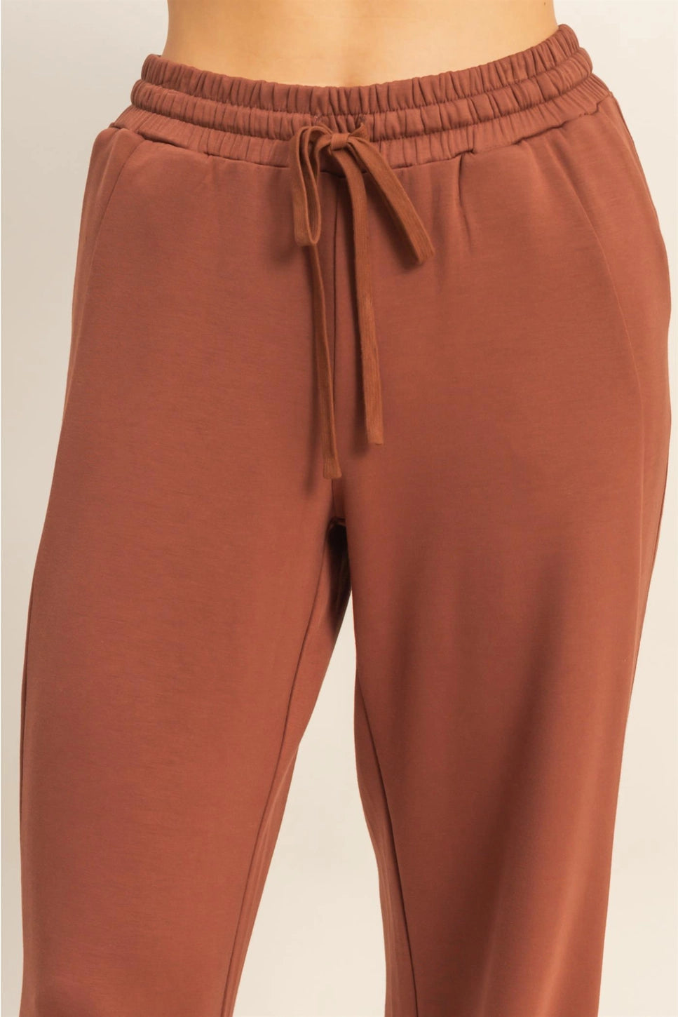 Elliott Scuba High Waist Pant- Chestnut