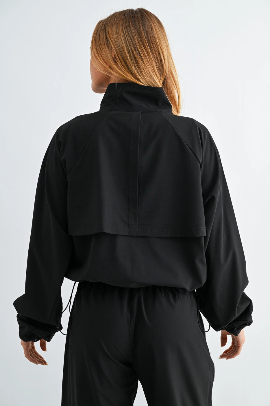 Swift Move Windbreaker