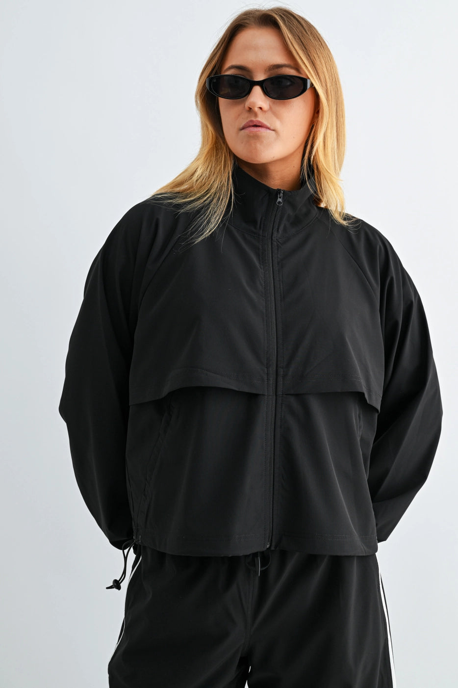 Swift Move Windbreaker