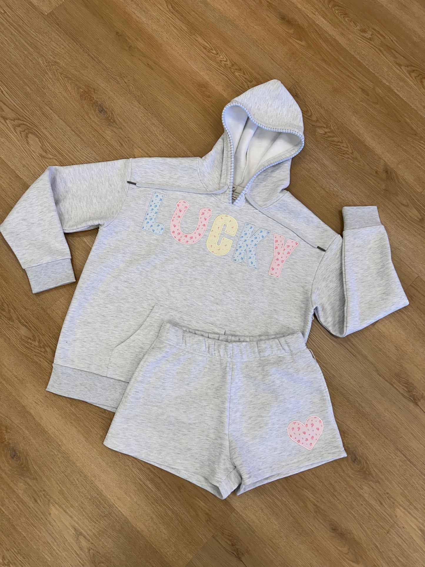 Lucky Appliqué Short