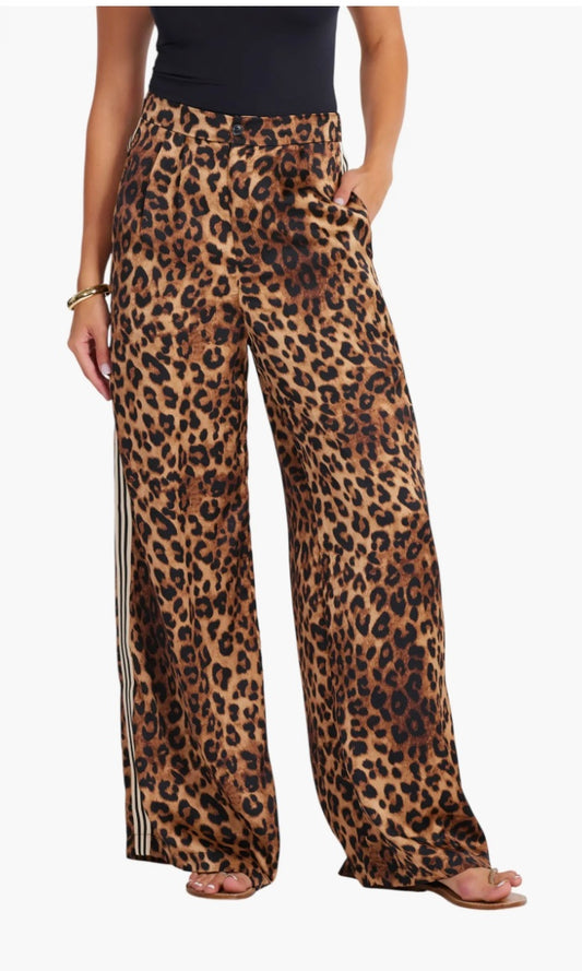 Veronica Sporty Leopard Pant