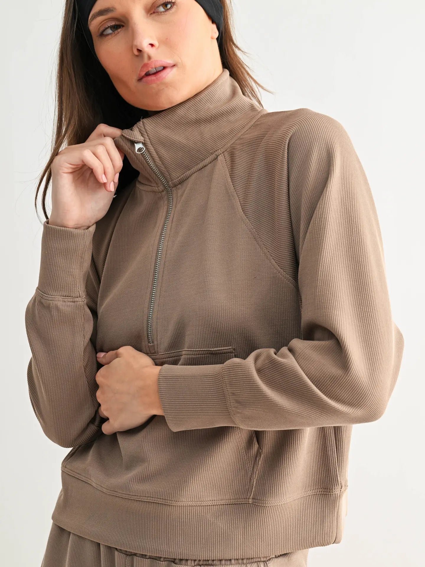 Luxe Sand Wash Rib 1/4 Zip Top- Taupe