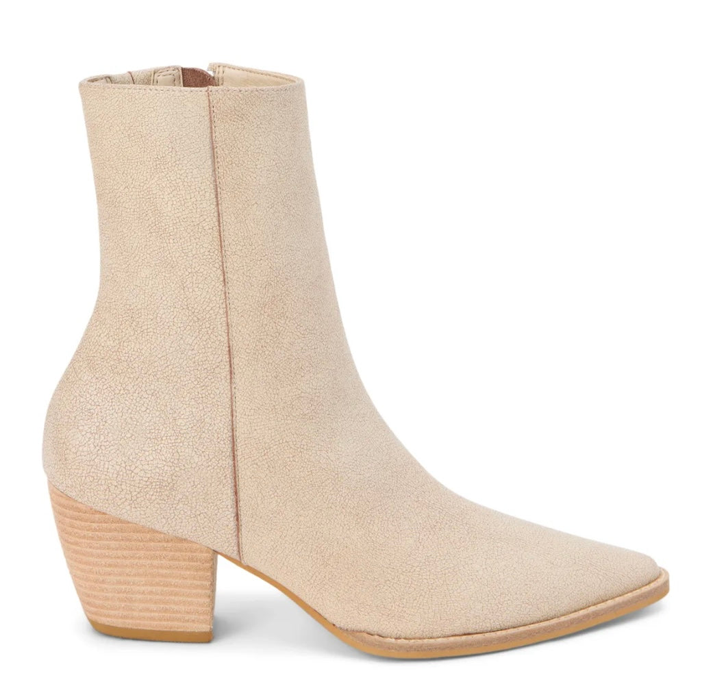 Caty Boot