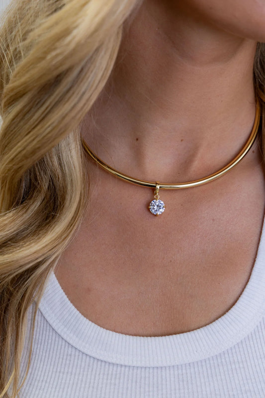 Round Cut Necklace Cuff