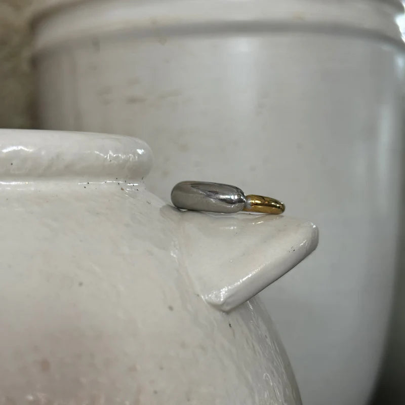 Two-Toned Tube Ring- sz 7