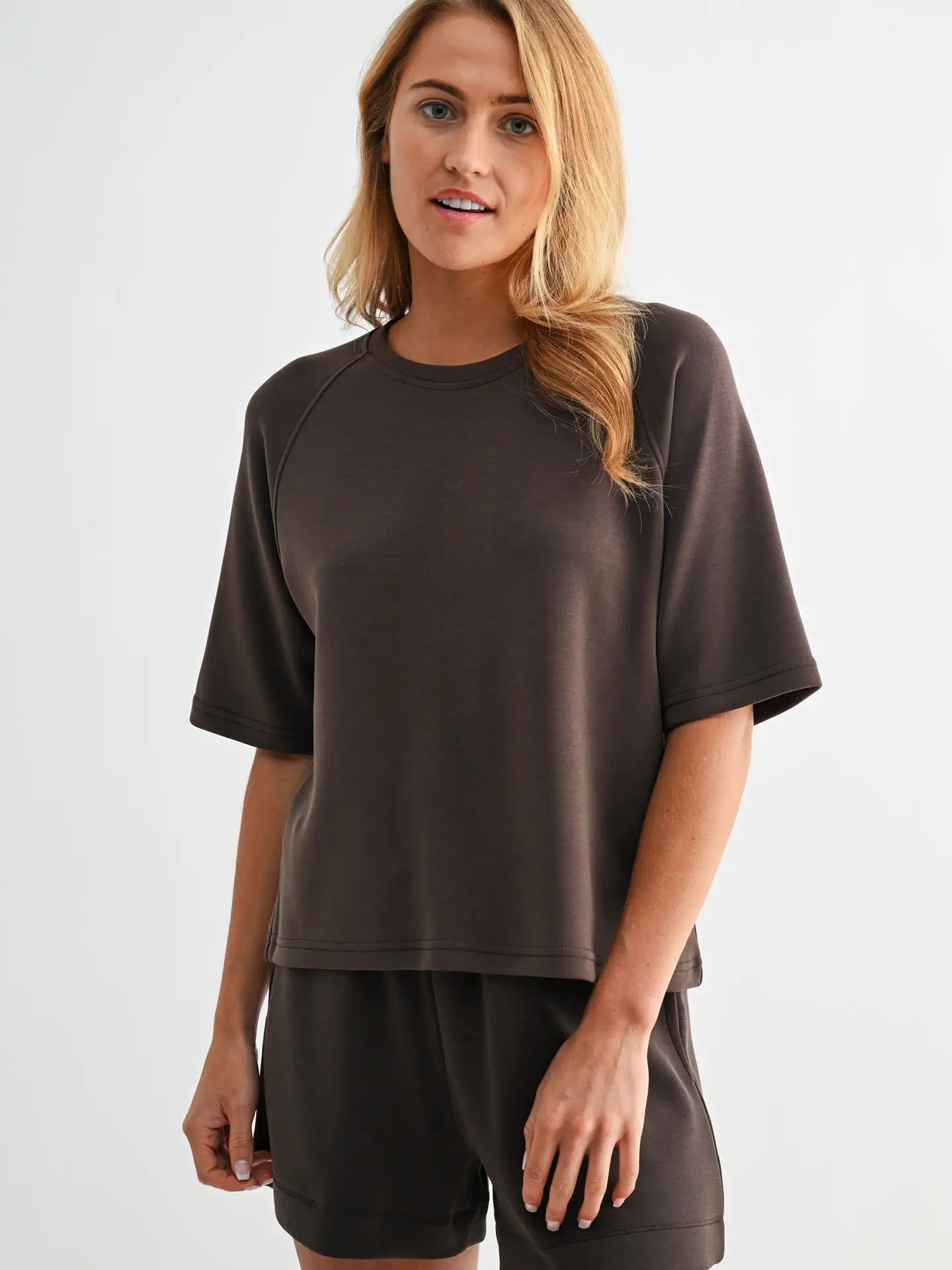 Lonnie Raglan Tee- Espresso