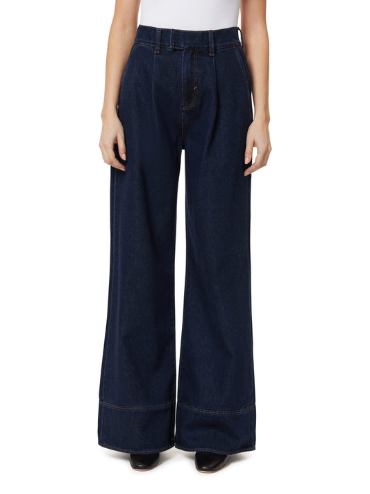 Relaxed Pleated Trouser